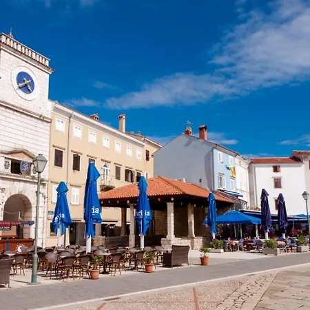 In With Sea View, Balcony, Air Conditioning, Wifi 4249-5